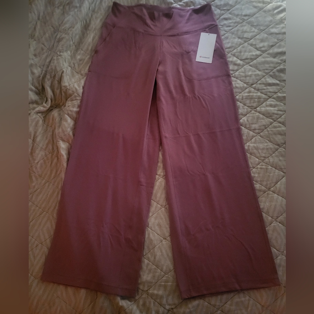 lululemon athletica Women's Wide-Leg Pant in Mauve